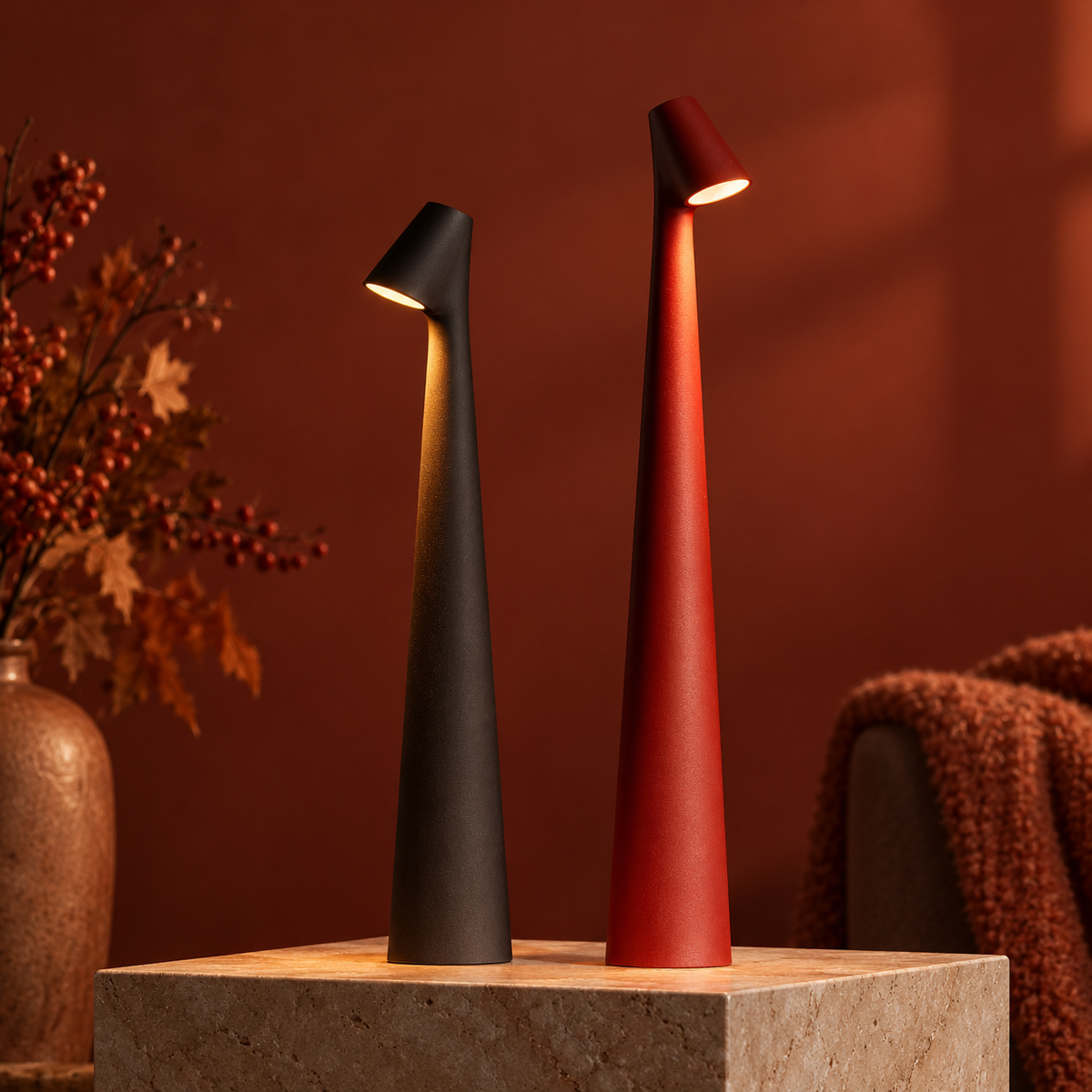 Tapered aluminium table lamp with angled spotlight head
