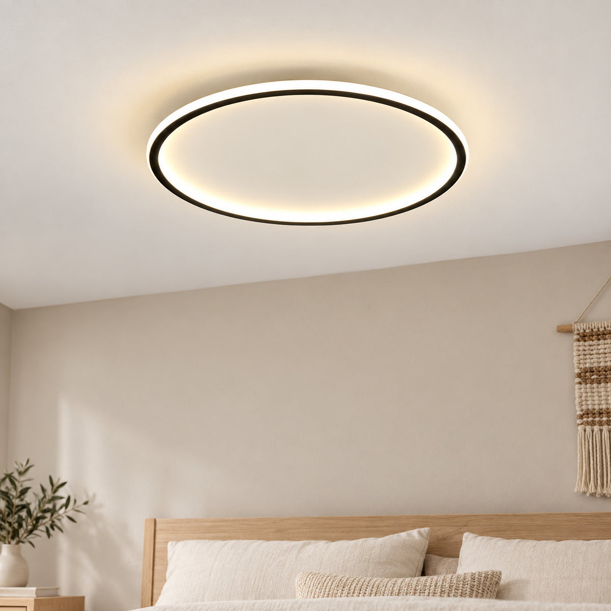 08 · Round flush ceiling light, black frame, warm-white light