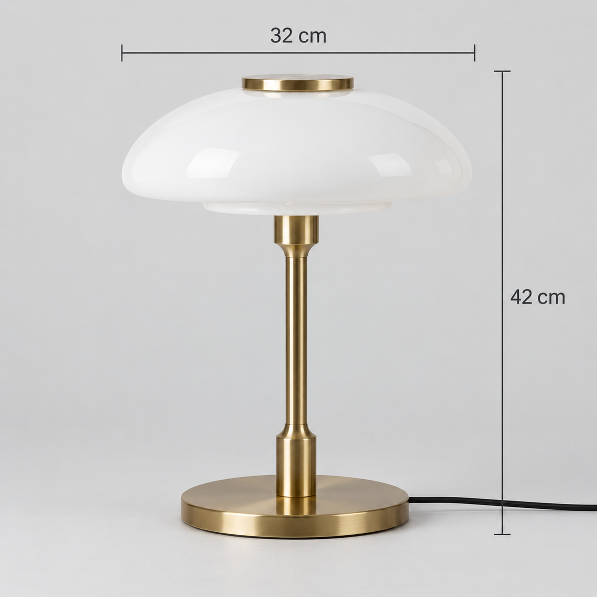 Dimensions reference only — lamp width 32 cm, height 42 cm